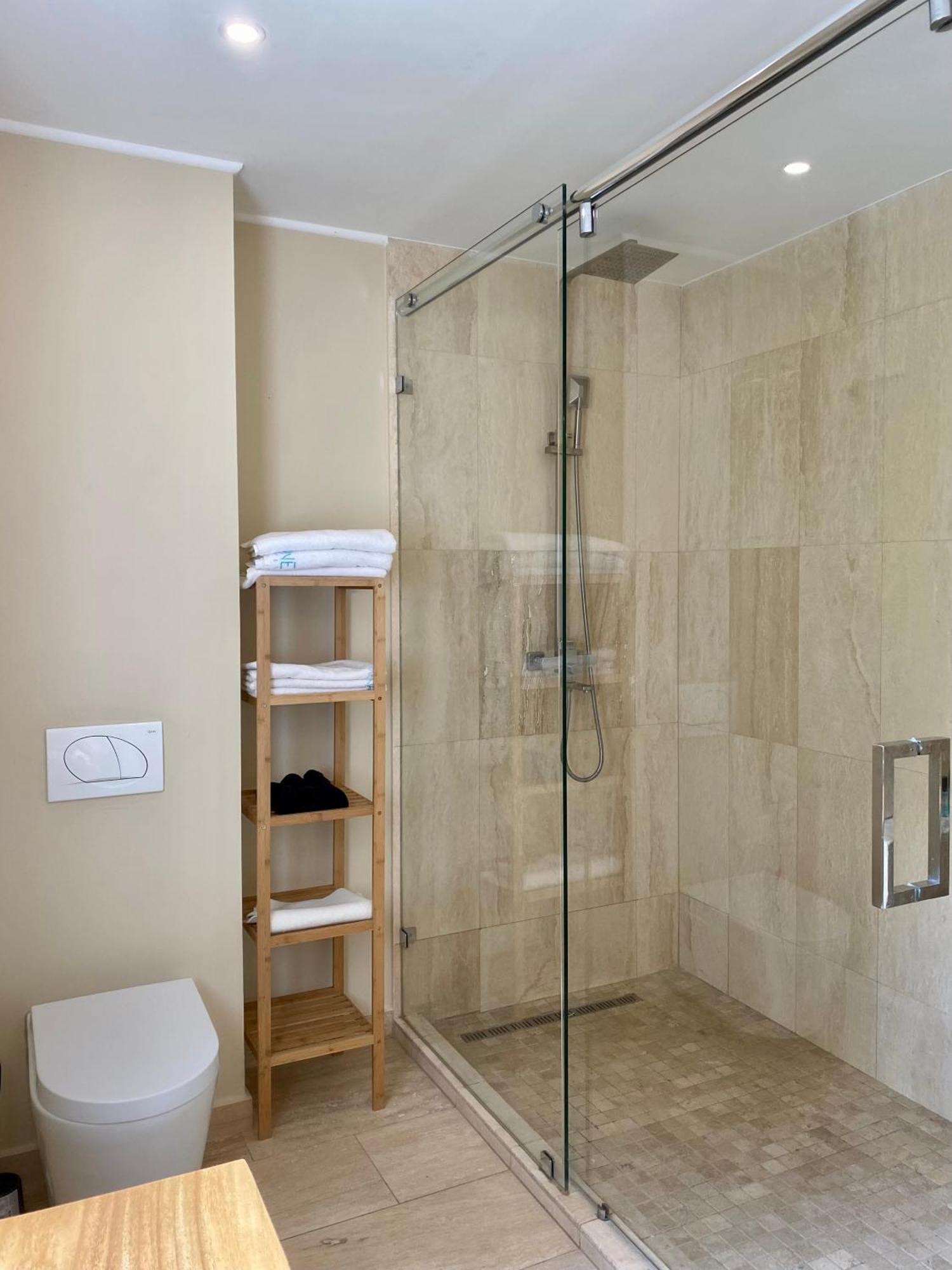 The One Apartman (Adults Only) Apart otel Siofok Dış mekan fotoğraf